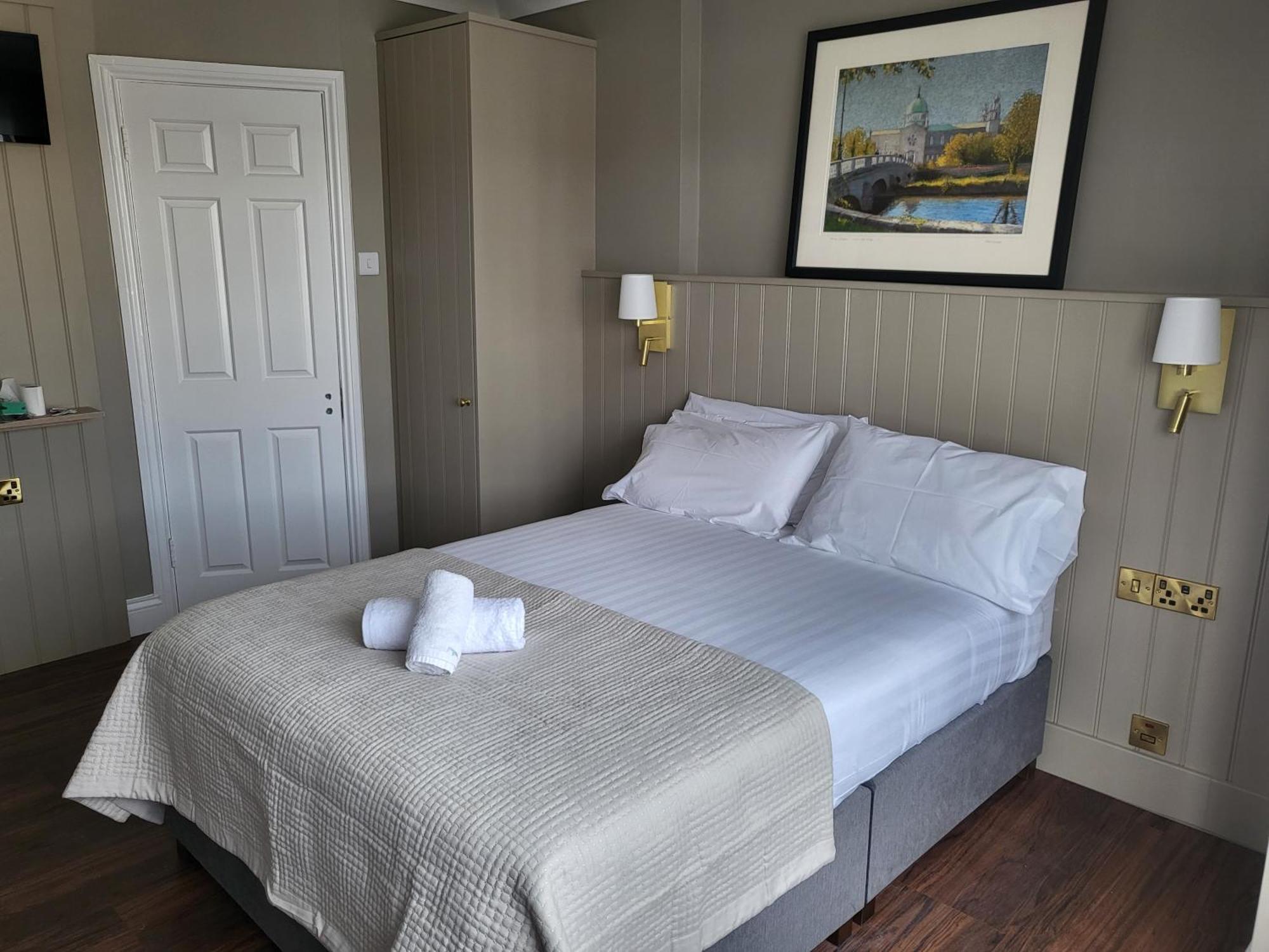 골웨이 Urban Nest Townhouse B&B 외부 사진