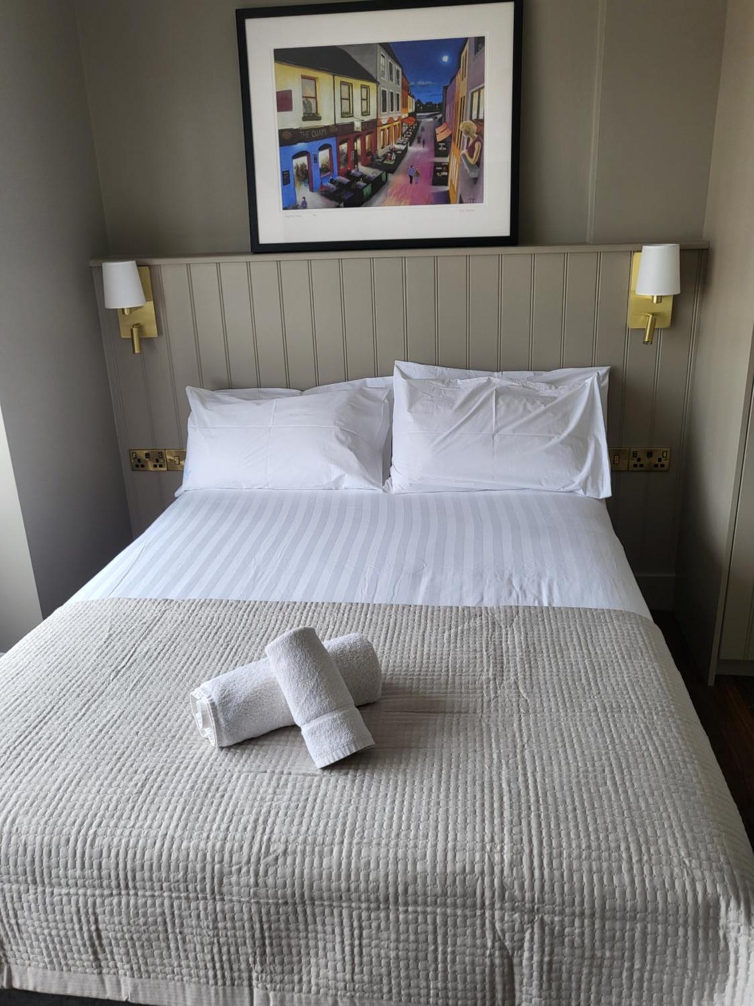 골웨이 Urban Nest Townhouse B&B 외부 사진