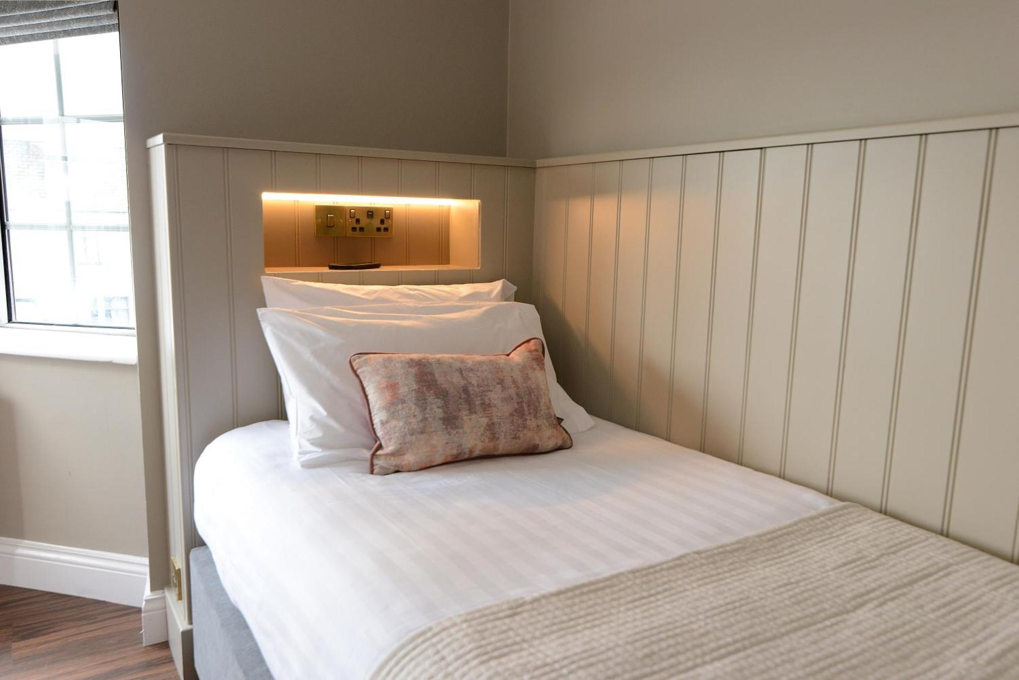 골웨이 Urban Nest Townhouse B&B 외부 사진